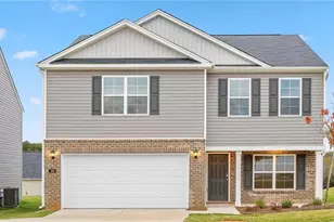 2447 Foxtail Ln, Yadkinville, NC 27055 - Photo 1