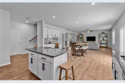 146 Carson Court, Winston-Salem, NC 27107 - Photo 16
