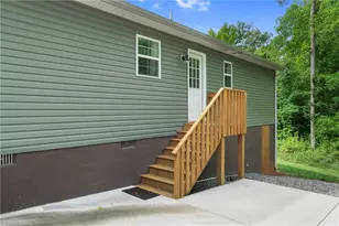 247 Lake Drive 9, Lexington, NC 27292 - Photo 6