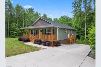 247 Lake Drive 9, Lexington, NC 27292 - Photo 4