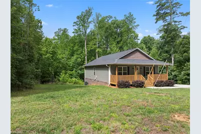 247 Lake Drive 9, Lexington, NC 27292 - Photo 2