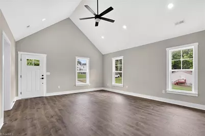1313 Kearns Alley, High Point, NC 27260 - Photo 18
