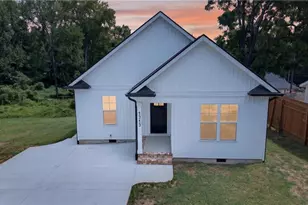 1313 Kearns Alley, High Point, NC 27260 - Photo 4