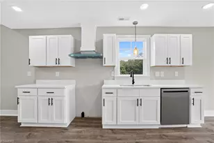 1313 Kearns Alley, High Point, NC 27260 - Photo 16