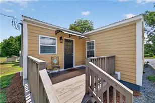 318 5th St, Siler City, NC 27344 - Photo 20