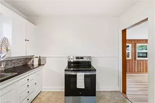 2507 Jefferson Ave, Winston-Salem, NC 27103 - Photo 12