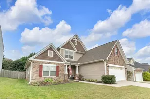 758 Breeders Cup Dr, Whitsett, NC 27377 - Photo 8