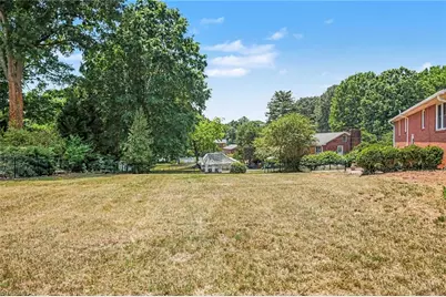 671 Dover Drive, Winston-Salem, NC 27104 - Photo 20