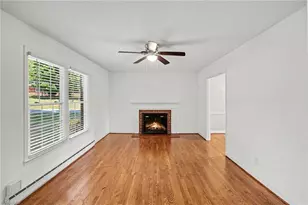 671 Dover Dr, Winston-Salem, NC 27104 - Photo 4