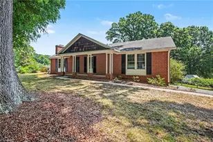 671 Dover Dr, Winston-Salem, NC 27104 - Photo 2