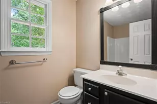 1091 Stamford Club Dr, Rural Hall, NC 27045 - Photo 32