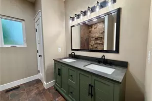 128 Arrowood Ln, Harmony, NC 28634 - Photo 26