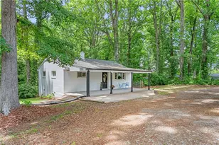 5102 Minnow Rd, Greensboro, NC 27405 - Photo 2