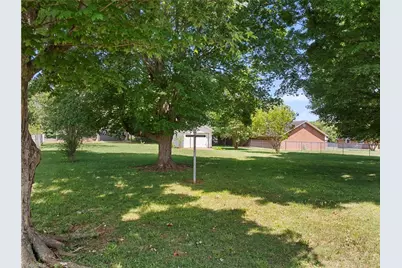 919 Alice Drive, Thomasville, NC 27360 - Photo 28