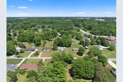 919 Alice Drive, Thomasville, NC 27360 - Photo 34