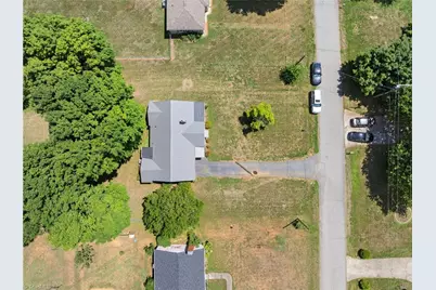 919 Alice Drive, Thomasville, NC 27360 - Photo 32