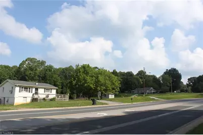 333 Cc Camp Road, Elkin, NC 28621 - Photo 4