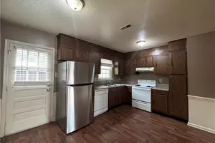 1311 Meadowview Rd, Greensboro, NC 27403 - Photo 6