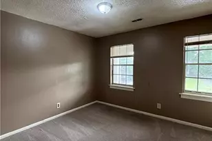 1311 Meadowview Rd, Greensboro, NC 27403 - Photo 14