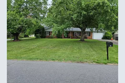 214 Mountainbrook Drive, King, NC 27021 - Photo 2
