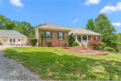 2648 Millbrook Drive, Haw River, NC 27258 - Photo 2