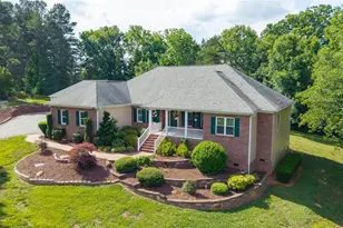 2648 Millbrook Dr, Haw River, NC 27258 - Photo 2