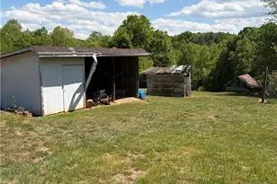 8186 Old 60, Roaring River, NC 28697 - Photo 38
