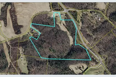 8186 Old 60, Roaring River, NC 28697 - Photo 12