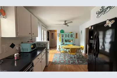 163 Florida Avenue, Mount Airy, NC 27030 - Photo 10