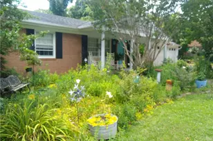 163 Florida Ave, Mount Airy, NC 27030 - Photo 2