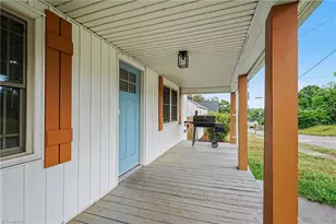 706 Hamilton St, Eden, NC 27288 - Photo 4