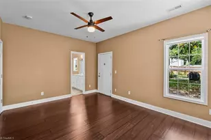 1006 Cleburne St, Greensboro, NC 27408 - Photo 14