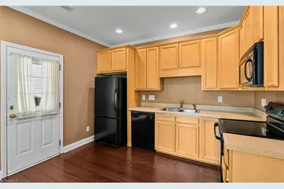 1006 Cleburne Street, Greensboro, NC 27408 - Photo 8