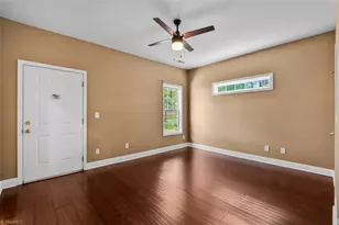 1006 Cleburne St, Greensboro, NC 27408 - Photo 12