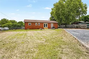 3720 Runway Dr, Sophia, NC 27350 - Photo 4