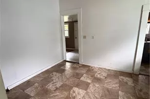 112 Hobbs Ave, Thomasville, NC 27360 - Photo 10