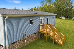 1347 Little Elkin Church Rd, Ronda, NC 28670 - Photo 6