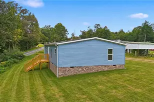 1347 Little Elkin Church Rd, Ronda, NC 28670 - Photo 4