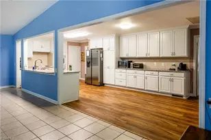 4602 Ramblewood Dr, Greensboro, NC 27406 - Photo 6