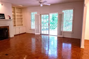 329 Laurel St, Mount Airy, NC 27030 - Photo 8