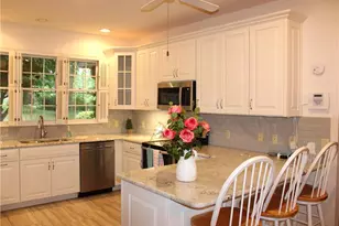 329 Laurel St, Mount Airy, NC 27030 - Photo 14