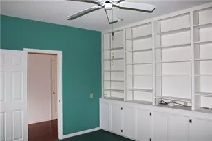 329 Laurel St, Mount Airy, NC 27030 - Photo 32