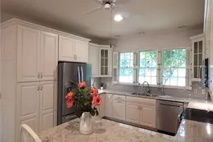 329 Laurel St, Mount Airy, NC 27030 - Photo 16