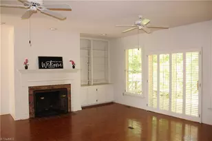 329 Laurel St, Mount Airy, NC 27030 - Photo 4