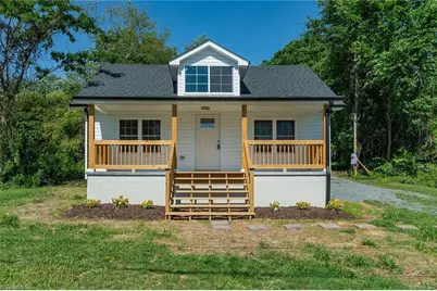 710 Dalton Street, Reidsville, NC 27320 - Photo 2
