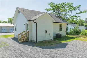 710 Dalton St, Reidsville, NC 27320 - Photo 26
