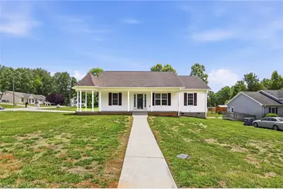 108 McCleskey Drive, Yadkinville, NC 27055 - Photo 2