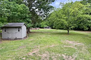 3506 Groometown Rd, Greensboro, NC 27407 - Photo 18