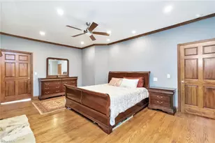 292 Breckenridge Ln, Wilkesboro, NC 28697 - Photo 12