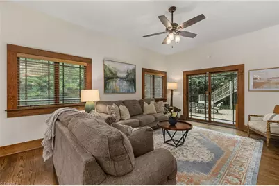 7 Mock Street, Thomasville, NC 27360 - Photo 22